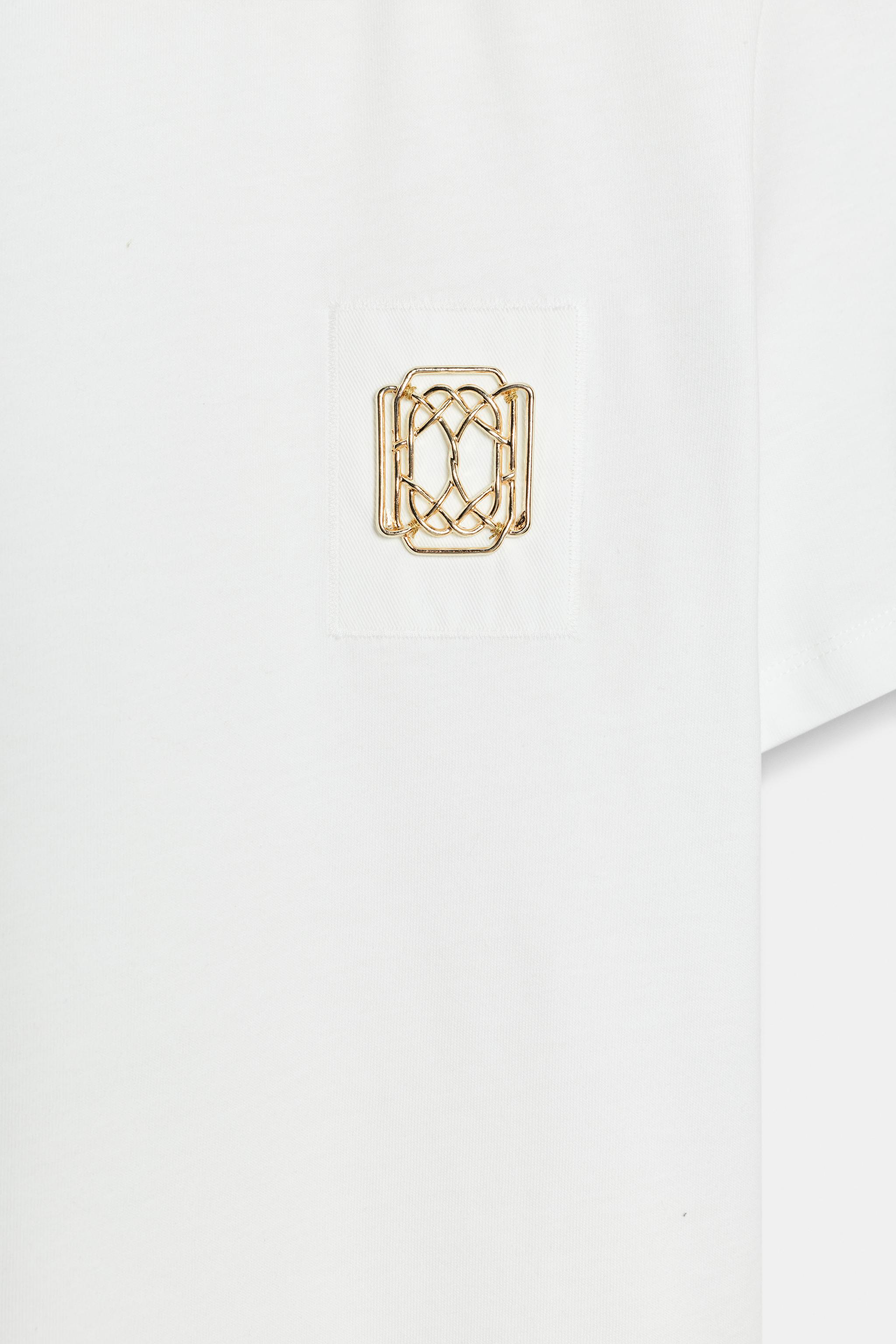METALLIC BEAD TRIM T-SHIRT
